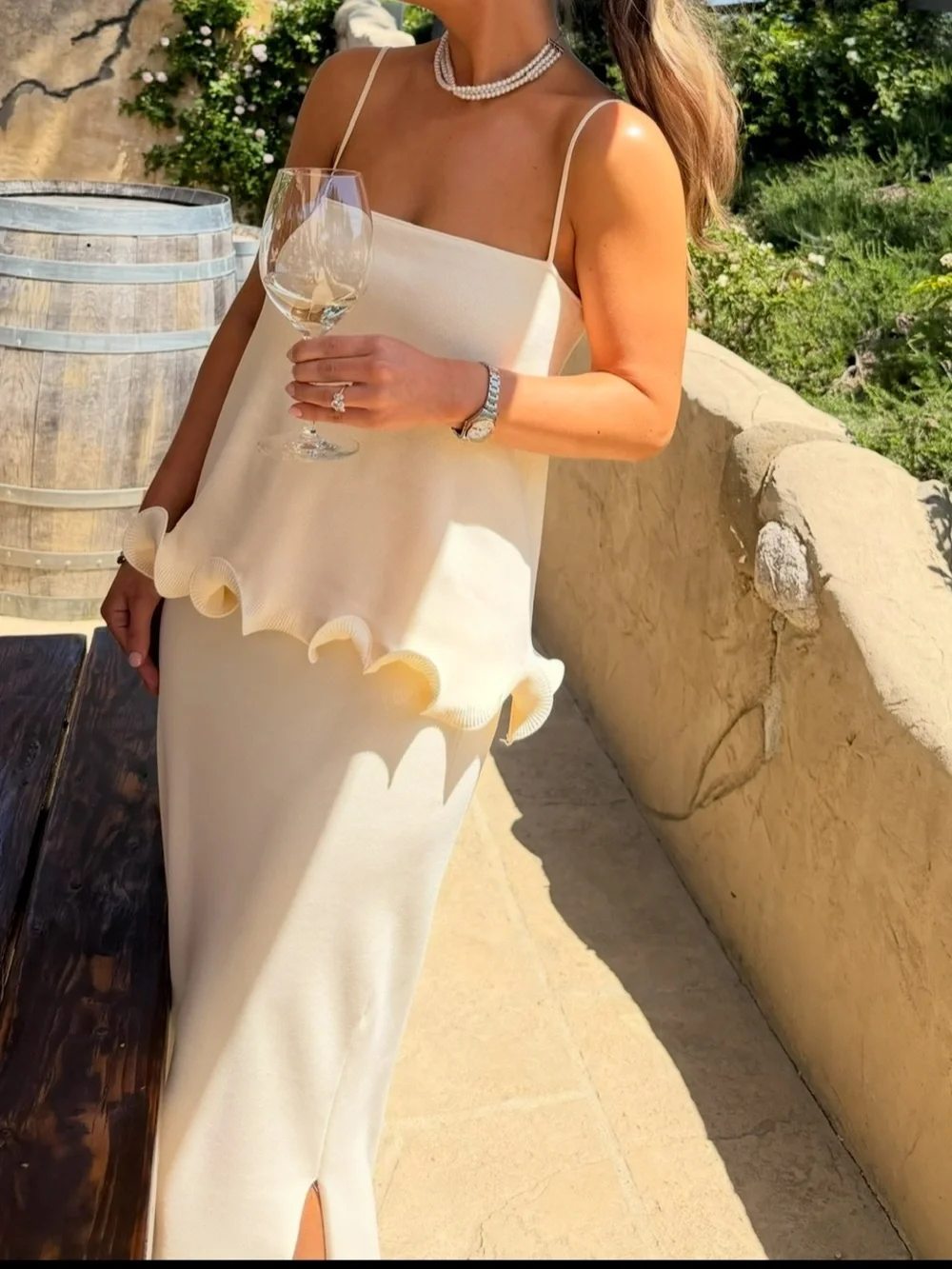SAME Los Angeles Cream Set with Ruffle Hem - Picture 2 of 6